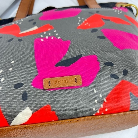 FOSSIL Women's Leah Large Tote Variety Colors (used only once) - Picture 9 of 11